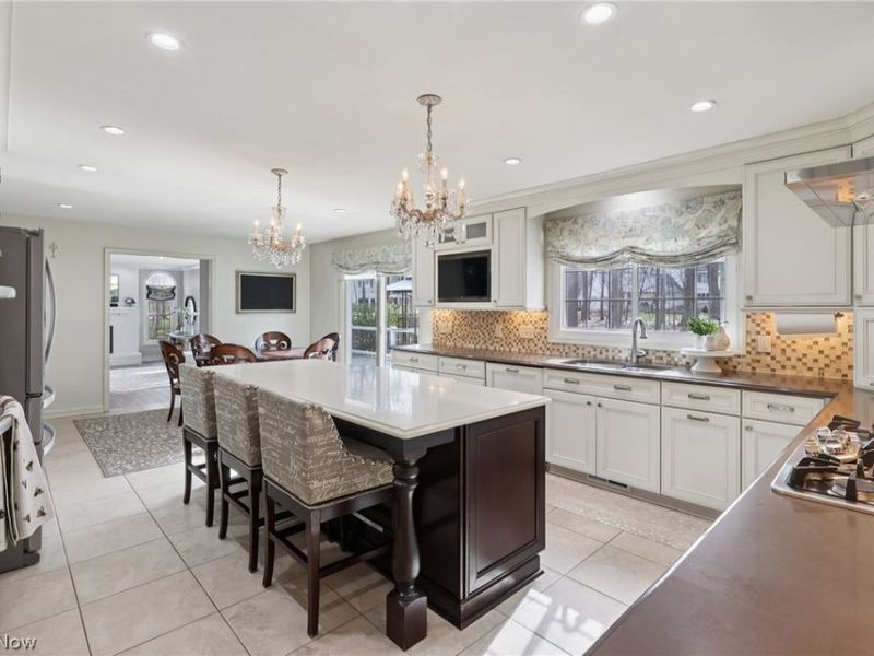 57 Fairfax Drive, Chagrin Falls, OH 44022 Photo 12