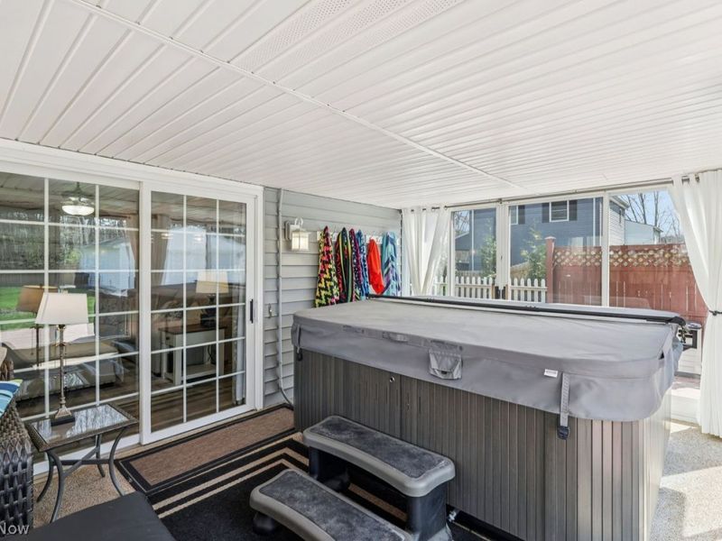 264 Woodstock Drive, Avon Lake, OH 44012 Photo 21