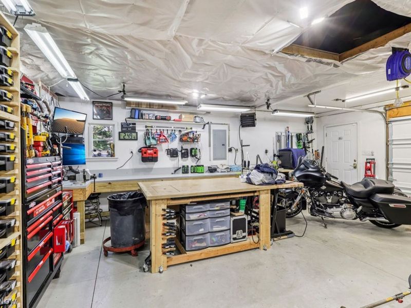 264 Woodstock Drive, Avon Lake, OH 44012 Photo 48