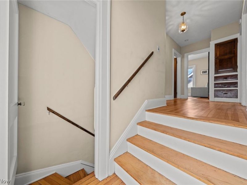 2212 Delaware Drive, Cleveland Heights, OH 44106 Photo 24