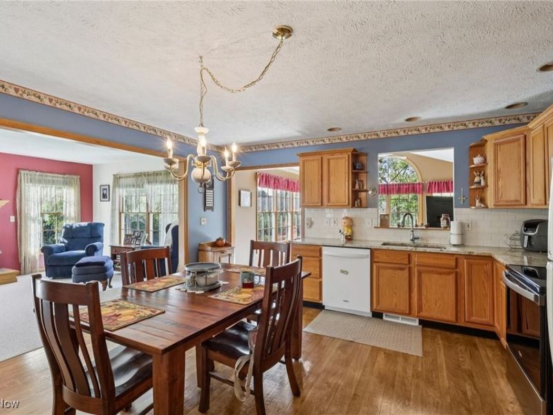 119 Cedar Glen, Chardon, OH 44024 Photo 15