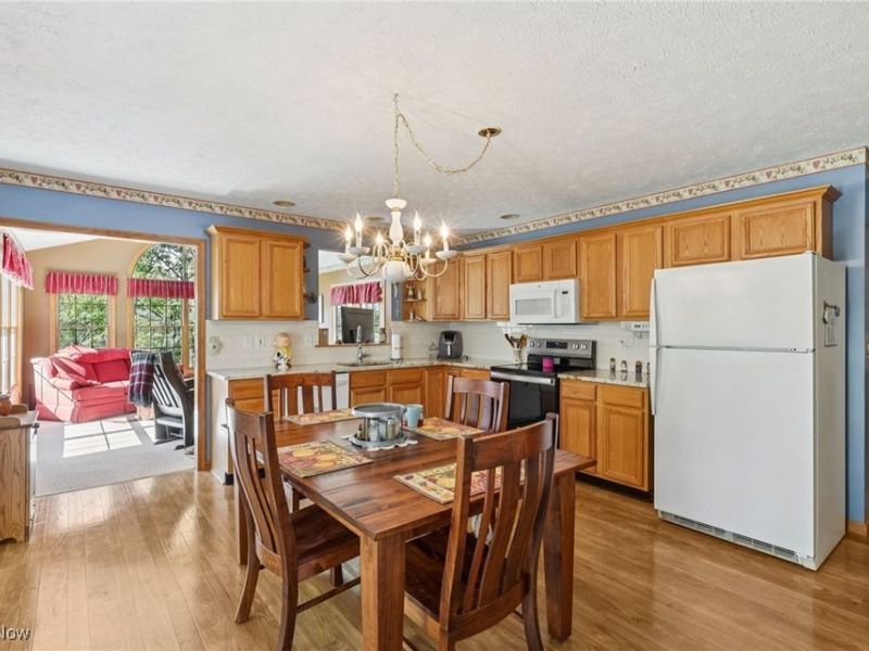 119 Cedar Glen, Chardon, OH 44024 Photo 16