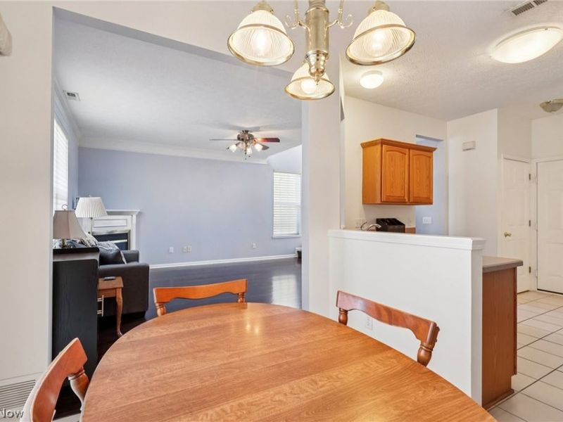 1437 N Yorkshire Drive, Broadview Heights, OH 44147 Photo 11