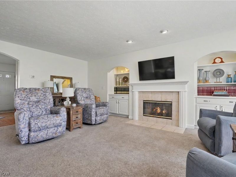 1976 Darrow Lake Drive, Stow, OH 44224 Photo 6