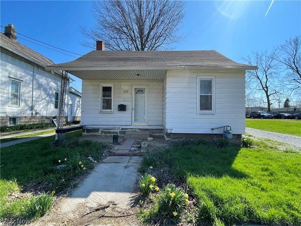 128 Northrup Street, Elyria, OH 44035