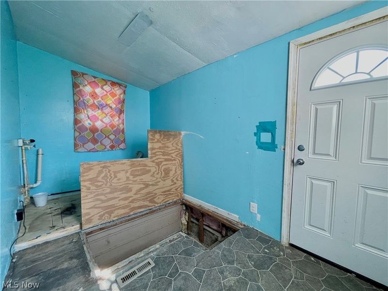 128 Northrup Street, Elyria, OH 44035 Photo 12