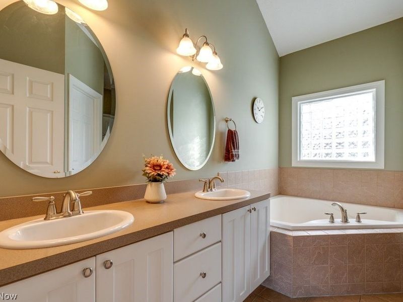 1598 McCausland Drive, Twinsburg, OH 44236 Photo 16