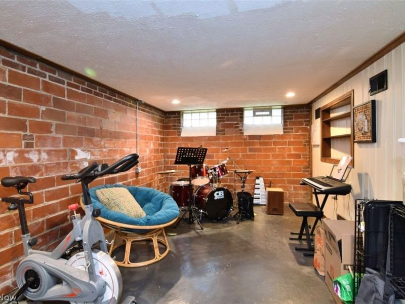 3837 Northwood Road, University Heights, OH 44118 Photo 30