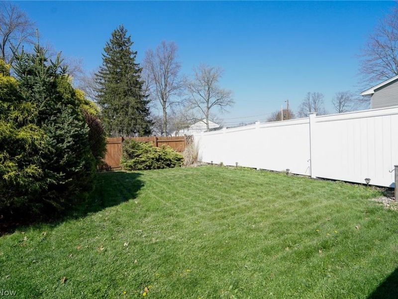 670 Mapleridge Drive, Boardman, OH 44512 Photo 26