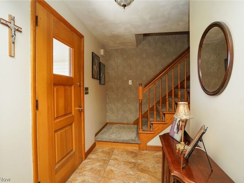 670 Mapleridge Drive, Boardman, OH 44512 Photo 5