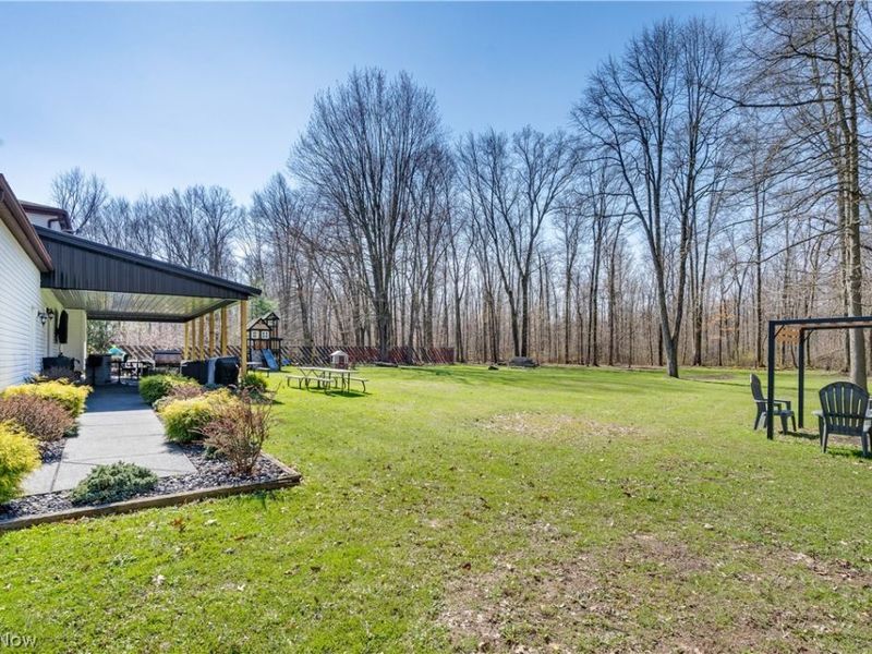 6681 New Castle Road, Lowellville, OH 44436 Photo 5