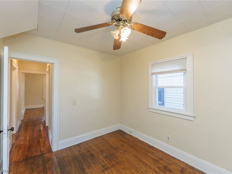 10822 Fortune Avenue, Cleveland, OH 44111 Photo 12