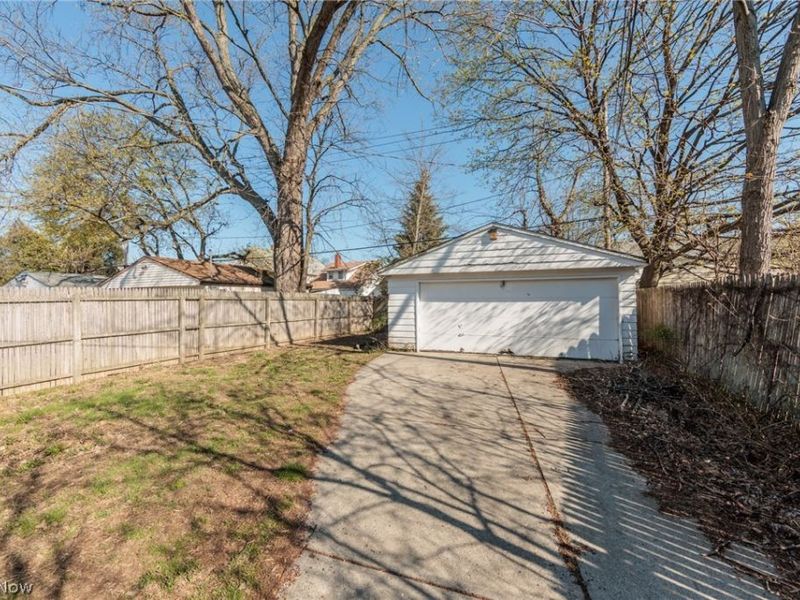 10822 Fortune Avenue, Cleveland, OH 44111 Photo 19