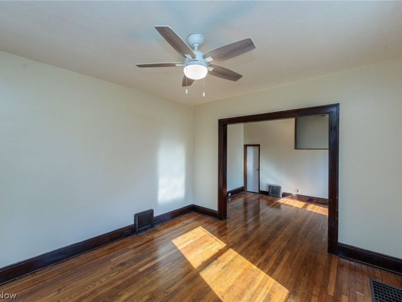 10822 Fortune Avenue, Cleveland, OH 44111 Photo 2