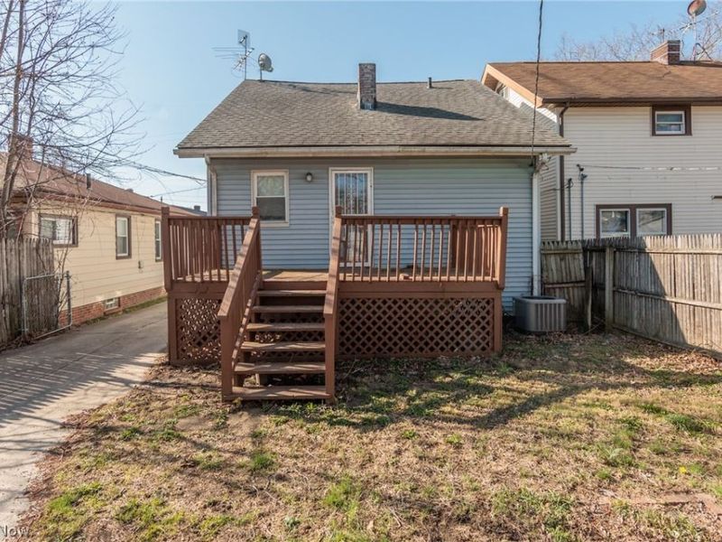 10822 Fortune Avenue, Cleveland, OH 44111 Photo 20