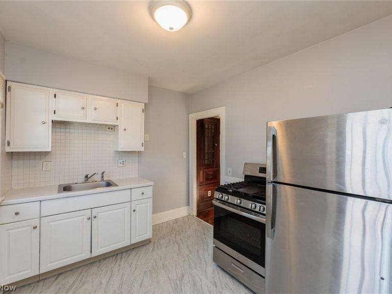 10822 Fortune Avenue, Cleveland, OH 44111 Photo 7