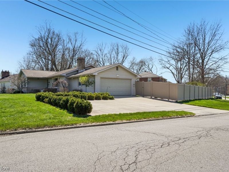 1985 Cover Drive, Poland, OH 44514 Photo 27