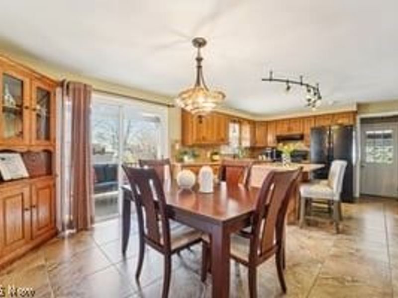 1985 Cover Drive, Poland, OH 44514 Photo 9