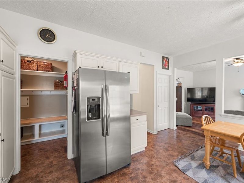 27061 Glenside Lane, Olmsted Township, OH 44138 Photo 15