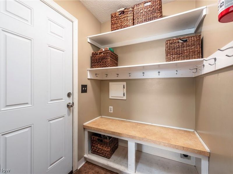 27061 Glenside Lane, Olmsted Township, OH 44138 Photo 19