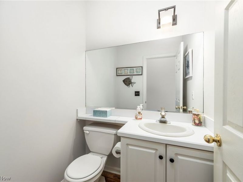 27061 Glenside Lane, Olmsted Township, OH 44138 Photo 20