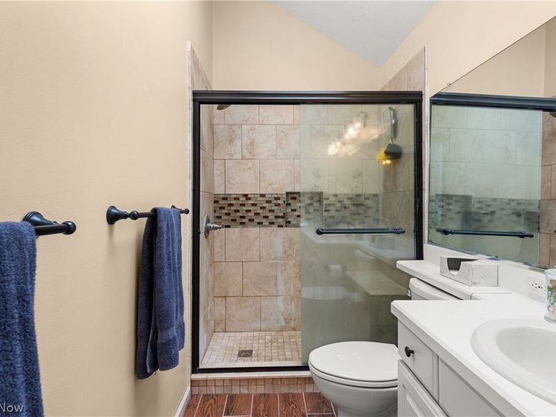 27061 Glenside Lane, Olmsted Township, OH 44138 Photo 26