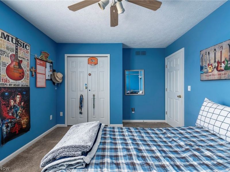 27061 Glenside Lane, Olmsted Township, OH 44138 Photo 31