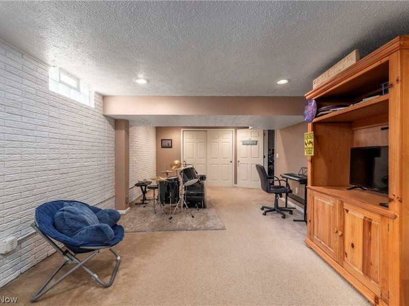 27061 Glenside Lane, Olmsted Township, OH 44138 Photo 37