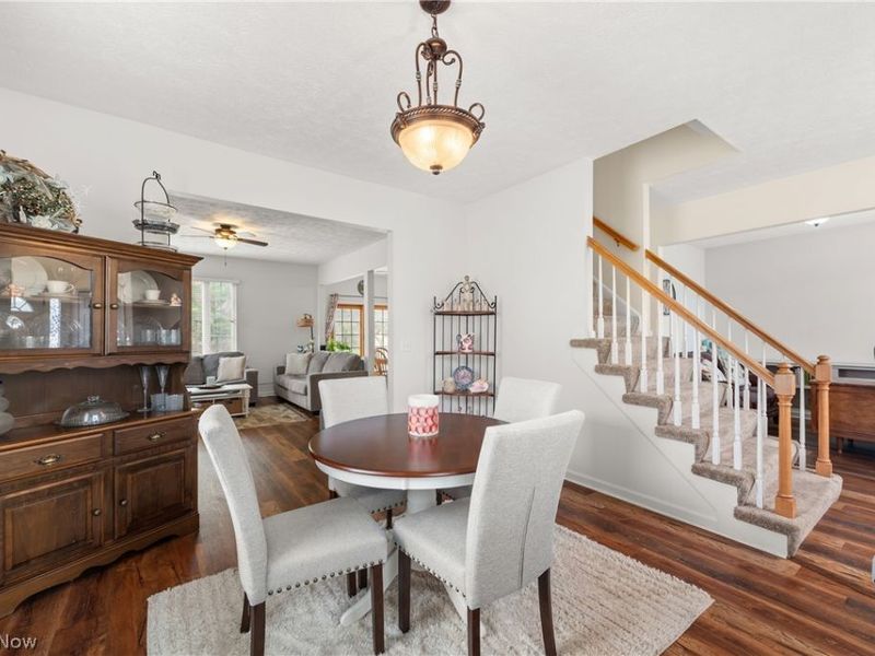 27061 Glenside Lane, Olmsted Township, OH 44138 Photo 7