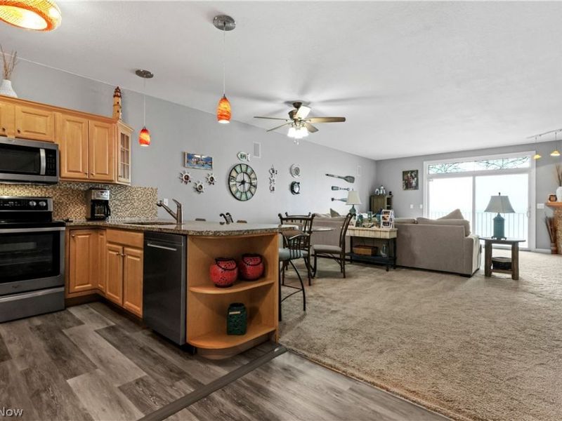 1223 W Lakeshore Drive, Port Clinton, OH 43452 Photo 13