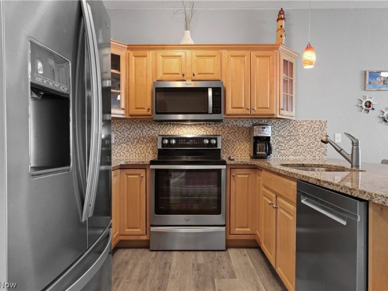 1223 W Lakeshore Drive, Port Clinton, OH 43452 Photo 14