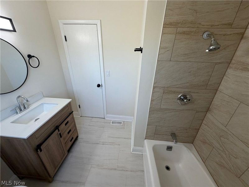 18805 Prospect Road, Strongsville, OH 44149 Photo 17