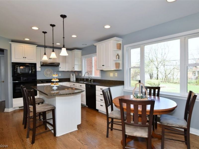 20815 Colby Road, Shaker Heights, OH 44122 Photo 10