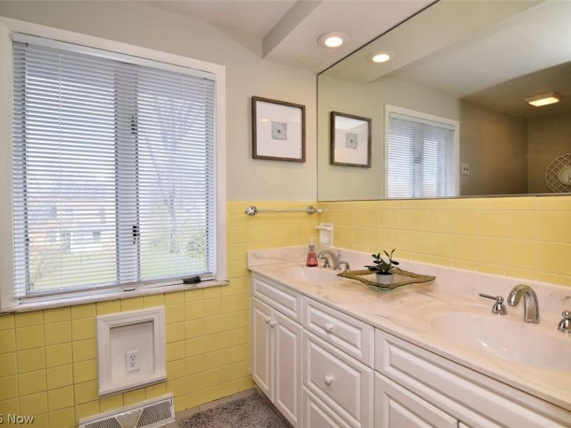 20815 Colby Road, Shaker Heights, OH 44122 Photo 21