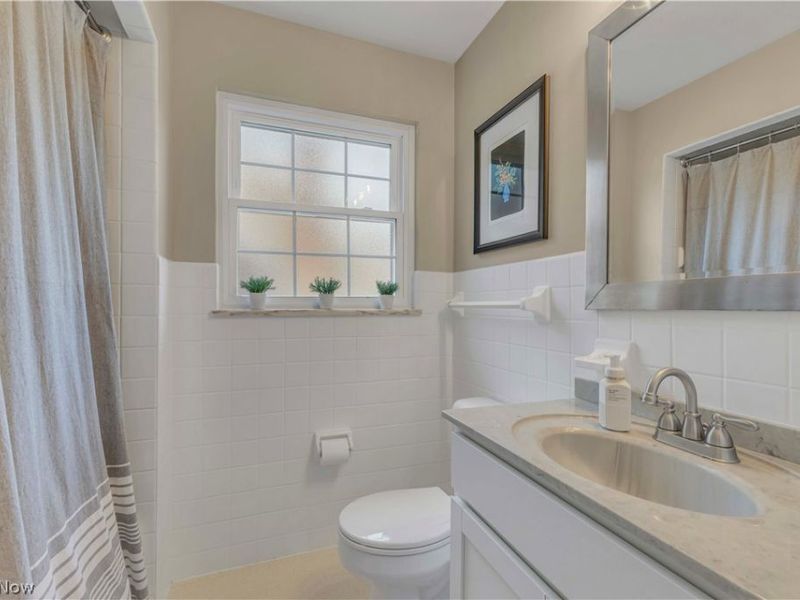 21457 S Park Drive, Fairview Park, OH 44126 Photo 14