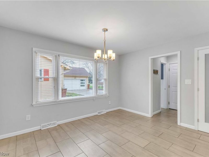 432 Powell Drive, Bay Village, OH 44140 Photo 8