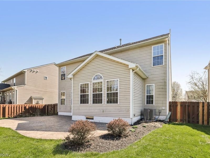 118 Stonepointe Drive, Berea, OH 44017 Photo 31