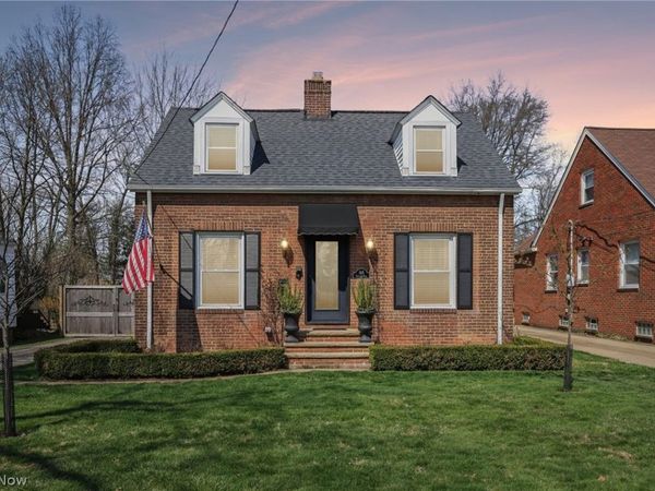 5115 Eastover Road, Lyndhurst, OH 44124