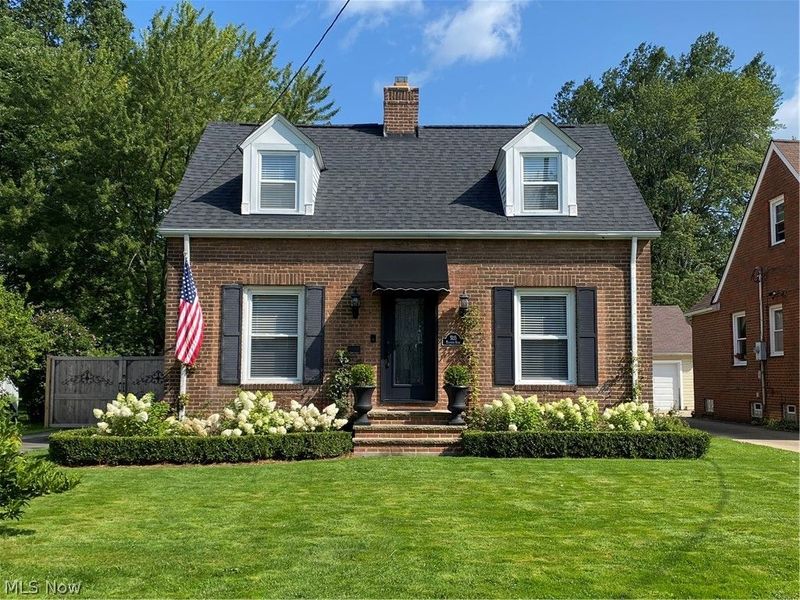 5115 Eastover Road, Lyndhurst, OH 44124 Photo 2