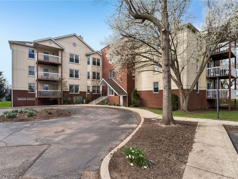 22481 Center Ridge Road, Unit 101, Rocky River, OH 44116 Photo 42