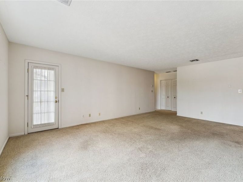 22481 Center Ridge Road, Unit 101, Rocky River, OH 44116 Photo 9