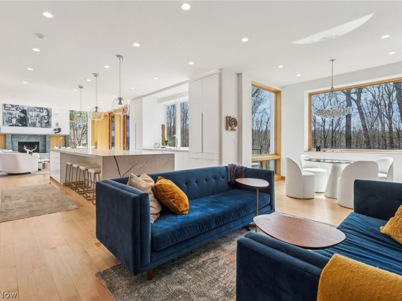 7565 Runny Meade Trail, Chagrin Falls, OH 44022 Photo 16