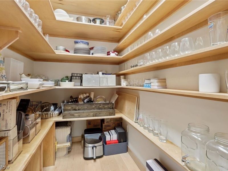 7565 Runny Meade Trail, Chagrin Falls, OH 44022 Photo 19