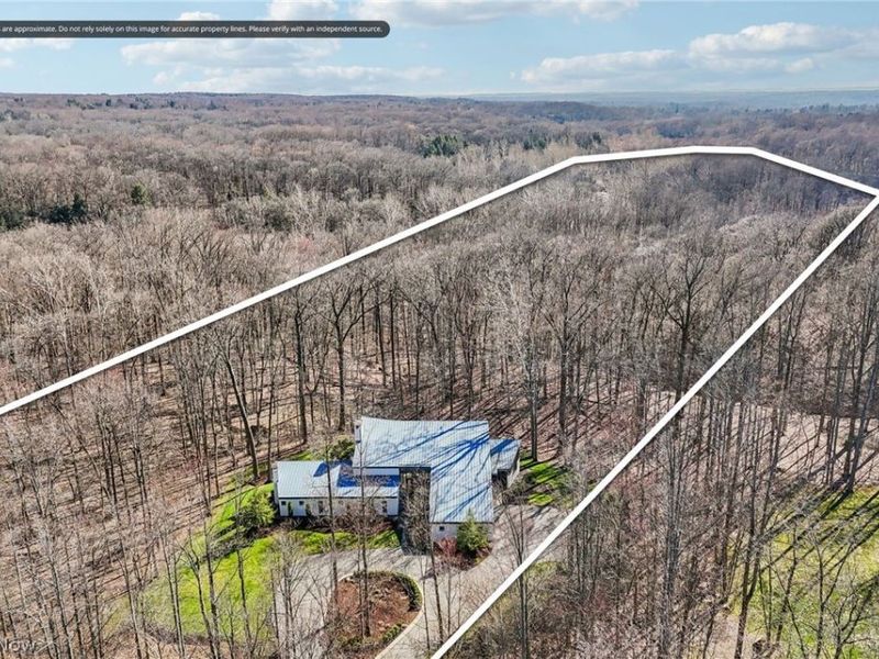 7565 Runny Meade Trail, Chagrin Falls, OH 44022 Photo 47