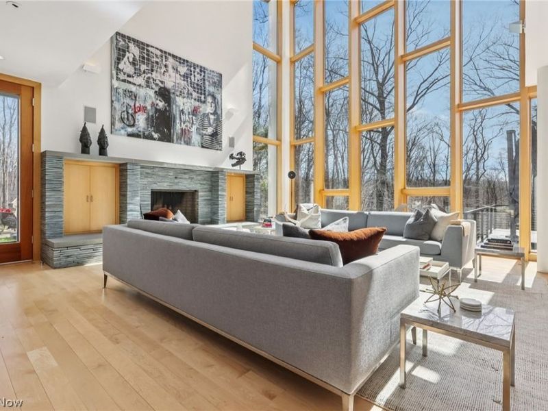 7565 Runny Meade Trail, Chagrin Falls, OH 44022 Photo 8