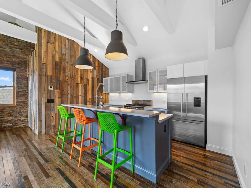 2305 Thurman Avenue, Cleveland, OH 44113 Photo 11