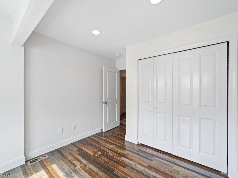 2305 Thurman Avenue, Cleveland, OH 44113 Photo 27