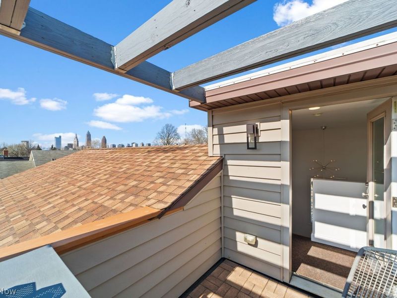 2305 Thurman Avenue, Cleveland, OH 44113 Photo 32