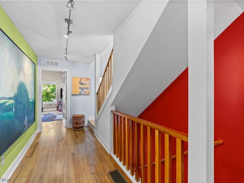 2035 W 11th Street, Cleveland, OH 44113 Photo 19