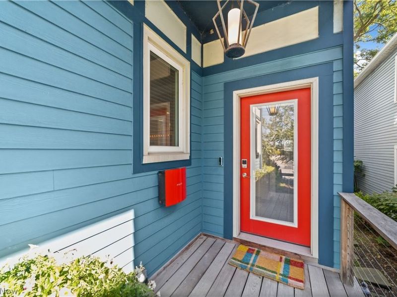 2035 W 11th Street, Cleveland, OH 44113 Photo 2